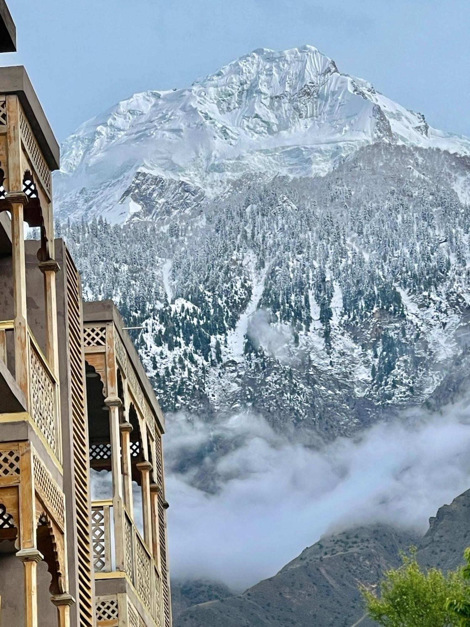 Dumani Nagar Hotel & Resort Karimabad (Hunza) Exterior foto