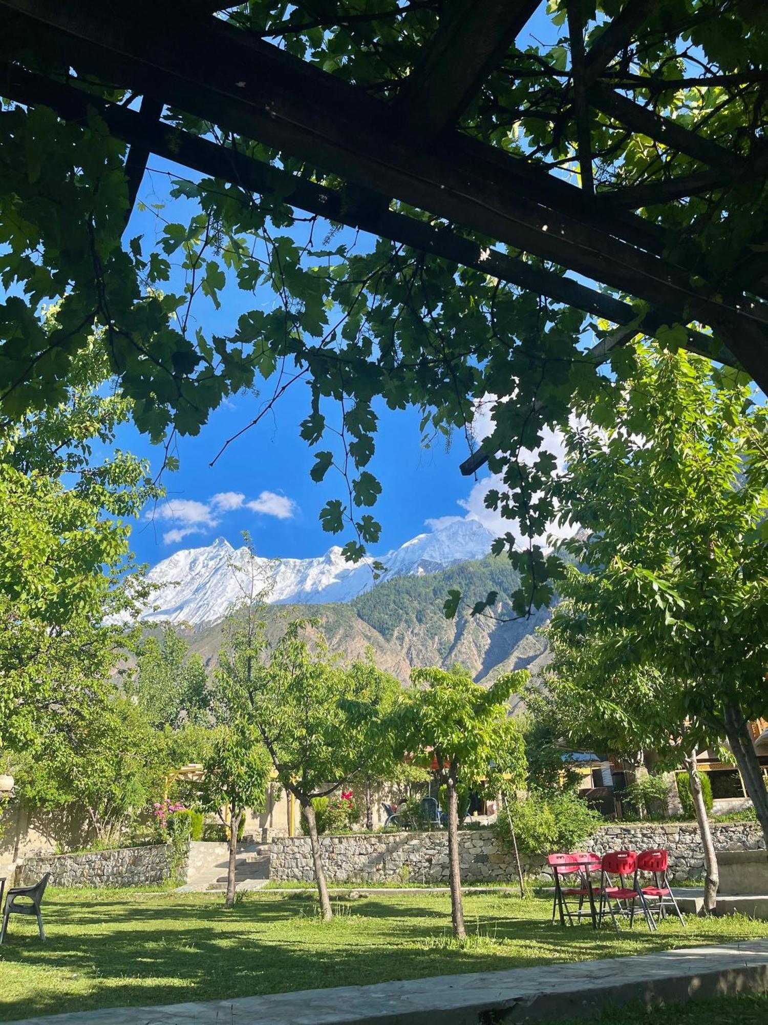 Dumani Nagar Hotel & Resort Karimabad (Hunza) Exterior foto