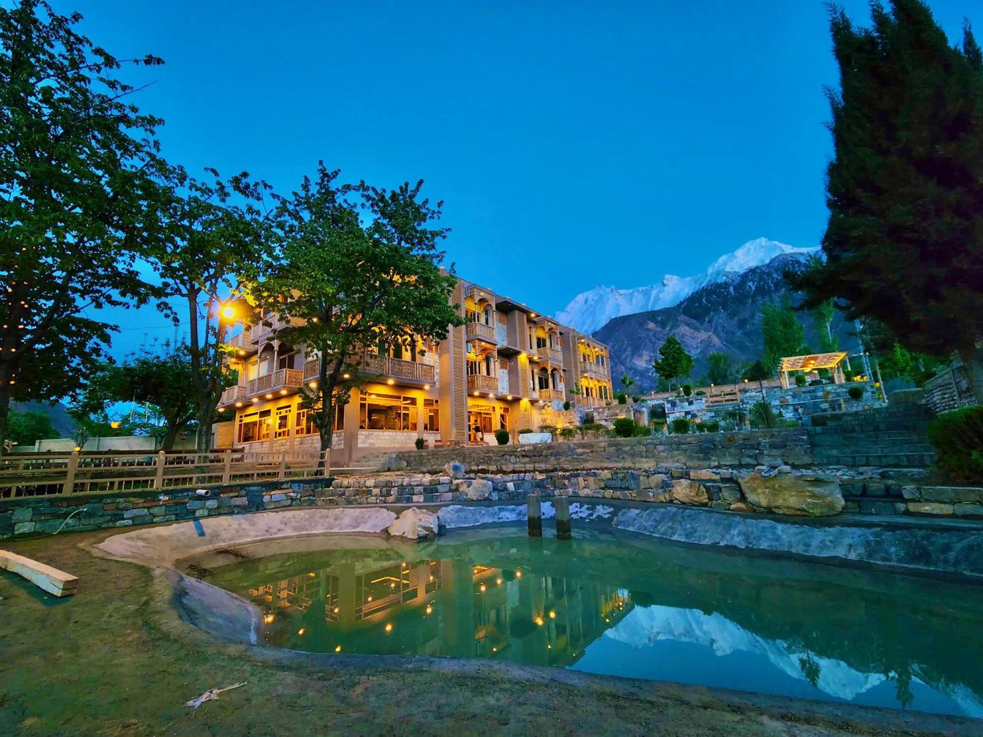Dumani Nagar Hotel & Resort Karimabad (Hunza) Exterior foto